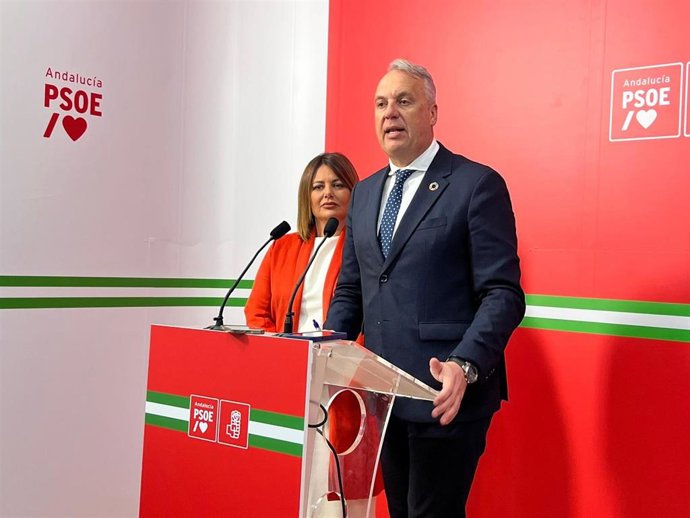 Ruiz Boix en rueda de prensa.