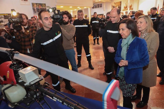 La ministra de Defensa, Margarita Robles, en la presentación de la nueva unidad de drones de la Unidad Militar de Emergencias (UME)