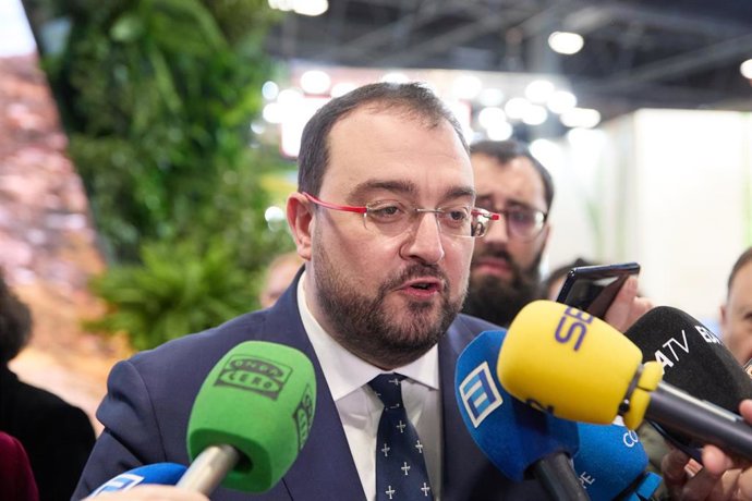 El presidente del Principado de Asturias, Adrián Barbón
