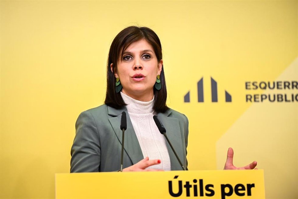 La secretaria general adjunta y portavoz de ERC, Marta Vilalta, en rueda de prensa.