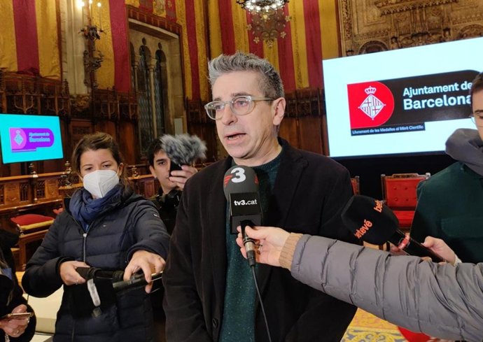 El teniente de alcalde de Cultura del Ayuntamiento de Barcelona, Jordi Martí, en declaraciones a los medios