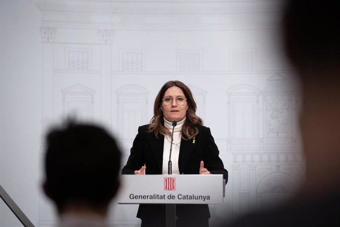 La consellera de la Presidencia, Laura Vilagr, comparece después del Consejo del Diálogo Social, en el Palau de la Generalitat, a 23 de enero de 2023, en Barcelona, Catalunya (España). El presidente de la Generalitat ha iniciado una segunda ronda de co