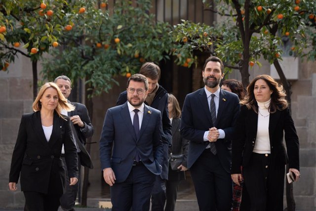 La consellera Natàlia Mas, el president Pere Aragonès, el conseller Roger Torrent i la consellera Laura Vilagrà