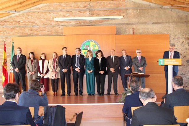 Toma de posesión del nuevo equipo rectoral de la Universidad de Extremadura (UEx)