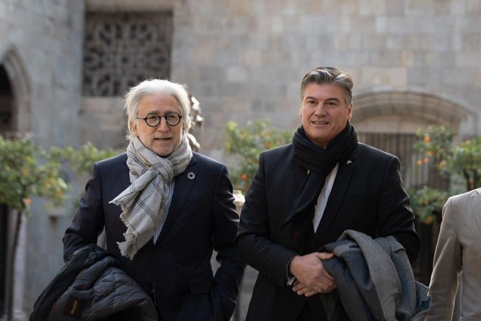 El presidente de Foment del Treball, Josep Sánchez Llibre, y el presidente de Pimec, Antoni Cañete, antes de la reunión del Consell de Dileg Social.