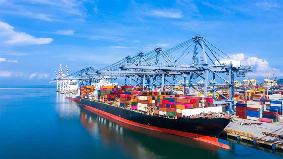 Archivo - Imagen de recurso de exportaciones por vía marítima