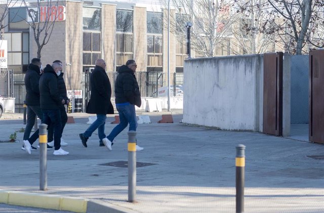 Frank Hannebuth (c), líder del grupo en Hannover y considerado como uno de los principales dirigentes de los 'Hells Angels' en Europa, vuelve, tras parar a comer, a un juicio en la Audiencia Nacional de San Fernando de Henares, a 23 de enero de 2023, en S