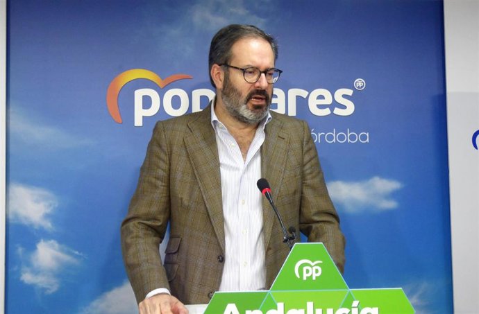 Archivo - El presidente del PP de Córdoba, Adolfo Molina.
