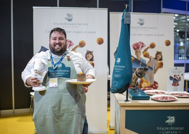 El chef de Abadol, Juan Monteagudo, ganador de la mejor croqueta de jamon ibérico de España