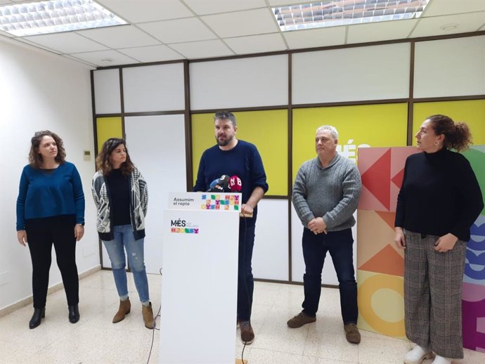 El coordinador general de MÉS per Mallorca, Lluís Apesteguia, antes de comparecer en rueda de prensa.