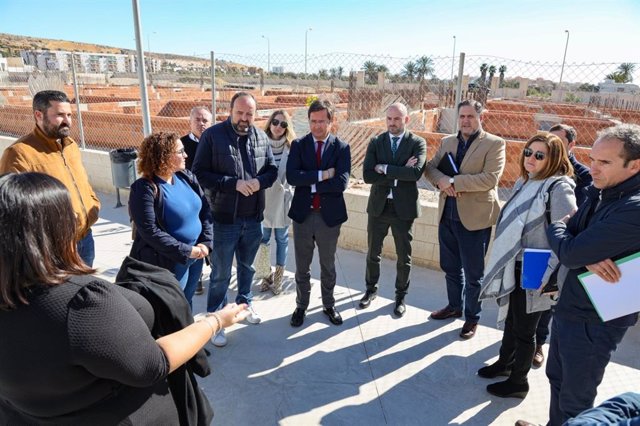 Visita a las obras paralizadas del CEIP Almerimar de El Ejido (Almería)