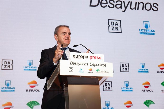 Archivo - El presidente del Consejo Superior de Deportes (CSD), José Manuel Franco, interviene en un desayuno deportivo de Europa Press.
