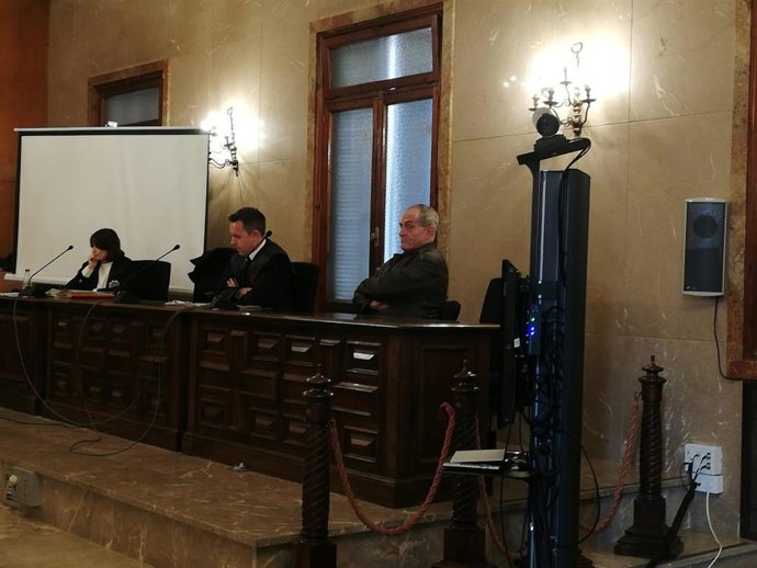 El autor confeso de la muerte de su tío en Inca en febrero de 2021, sentado para el juicio en la Audiencia Provincial.