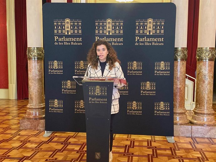 Archivo - La portavoz del PSIB en el Parlament, Pilar Costa. Archivo.