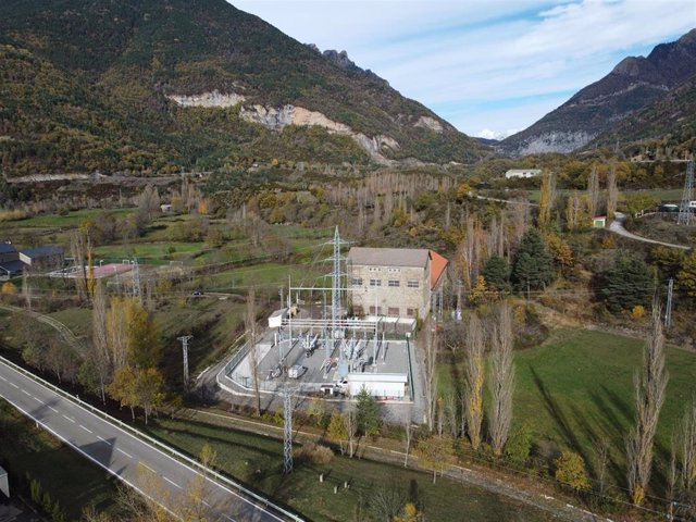 Endesa invierte tres millones de euros en la construcción de una nueva subestación en Biescas (Huesca).