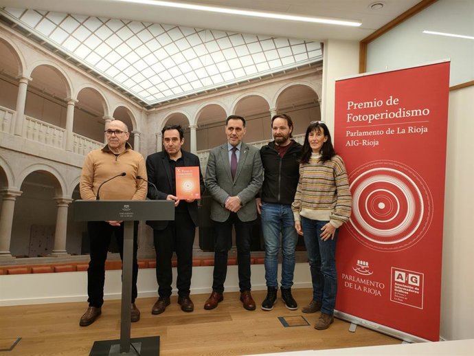 Convocada la décima edición del Premio de Fotoperiodismo Parlamento de La Rioja-AIG