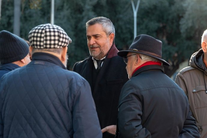 Lorenzo (PSOE-A) en un acto con mayores en Almería