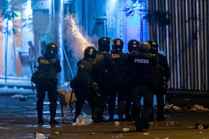 Policías de Perú en Arequipa
