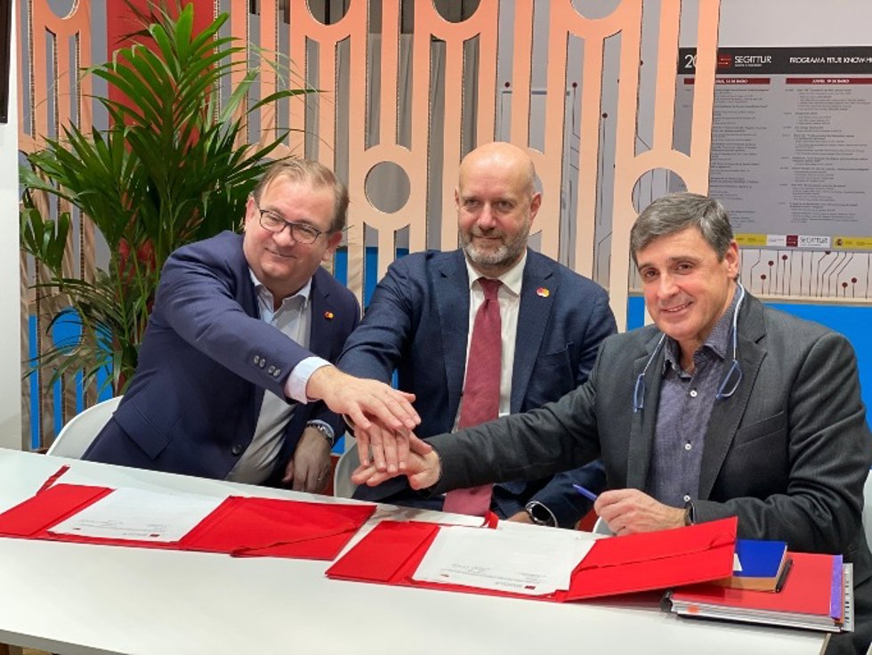 Segittur y Mastercard impulsarán la transformación digital de los destinos turísticos inteligentes