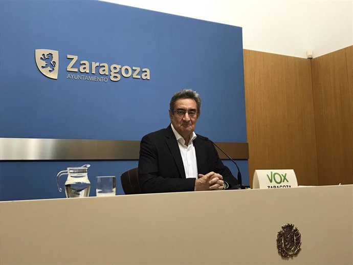 Archivo - El portavoz del grupo municipal de VOX en el Ayuntamiento de Zaragoza, Julio Calvo