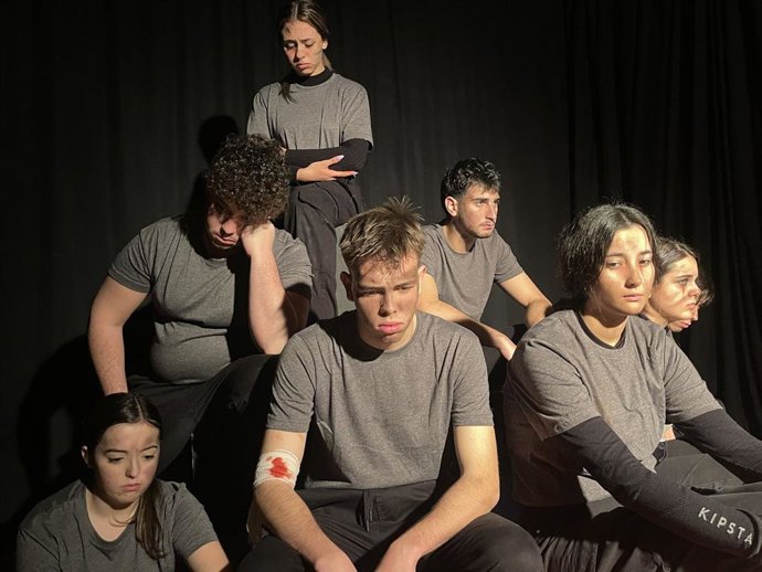 Un grupo de jóvenes intérpretes.