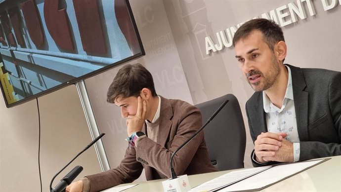 El vicealcalde de Valncia, Sergi Campillo, junto al edil de Hacienda, Borja Sanjuán, en una imagen de archivo