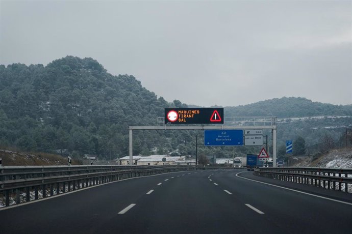 Vista de la carretera Bruc/A2, a 24 de enero de 2023, en Barcelona, Catalunya (España).