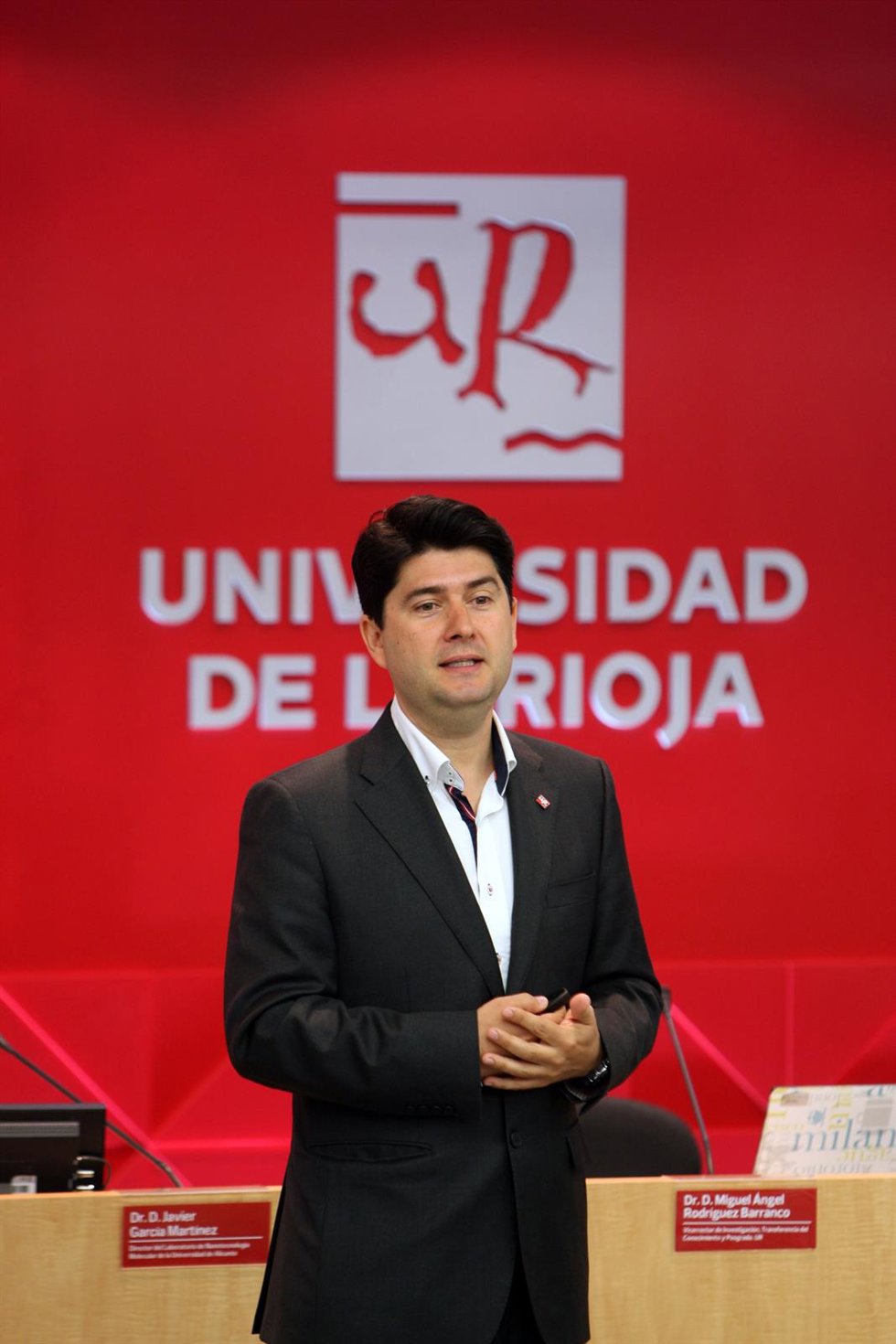 Archivo - El científico riojano Javier García nombrado doctor 'Honoris Causa' por la Universidad de La Rioja