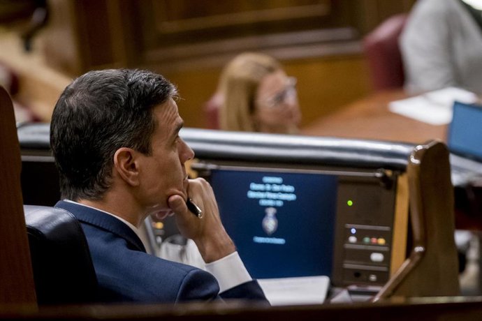 El presidente del Gobierno, Pedro Sánchez, durante una sesión plenaria en el Congreso de los Diputados