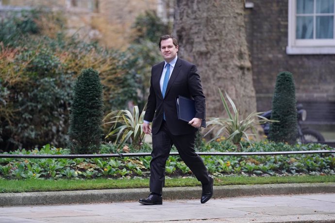 El ministre de Migració del Regne Unit, Robert Jenrick, arriba a Downing Street per a una reunió del gabinet