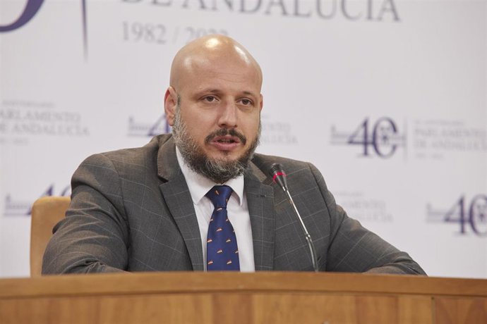 Archivo - El portavoz adjunto del grupo parlamentario Vox, Rodrigo Alonso