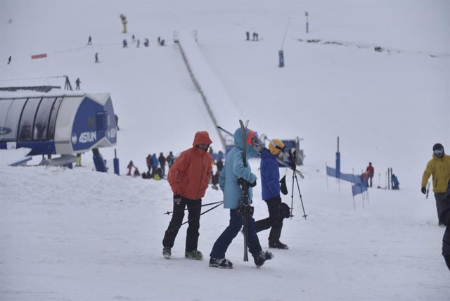 Archivo - Estaciones de esquí