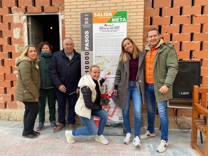 Inauguración de la ruta peatonal de los 10.000 pasos en La Raya
