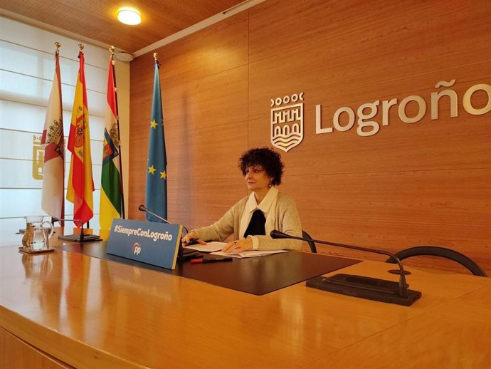 La concejala del Grupo Municipal Popular en el Ayuntamiento de Logroño, Celia Sanz, en comparecencia de prensa