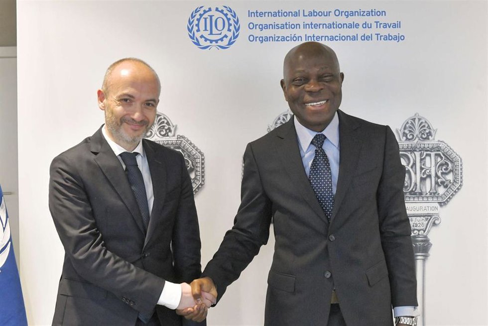 El consejero delegado de Inditex, Óscar García Maceiras, se reúne con el director general de la Organización Internacional del Trabajo (OIT), Gilbert F. Houngbo, tras la adhesión de la compañía a la ILO Global Business and Disability Network
