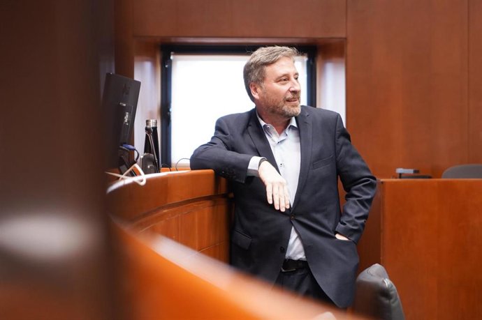 Archivo - El consejero de Vertebración del Territorio, Movilidad y Vivienda del Gobierno de Aragón, José Luis Soro.