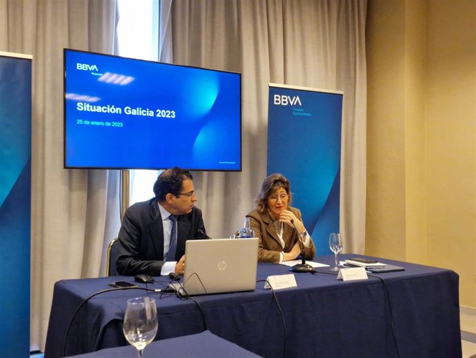 Miguel Cardoso y Marta Alonso este miércoles en Vigo.