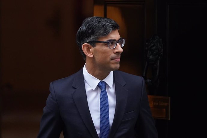 25 January 2023, United Kingdom, London: UKPrime Minister Rishi Sunak departs 10 Downing Street, to attend Prime Minister's Questions at the Houses of Parliament. Photo: Victoria Jones/PA Wire/dpa