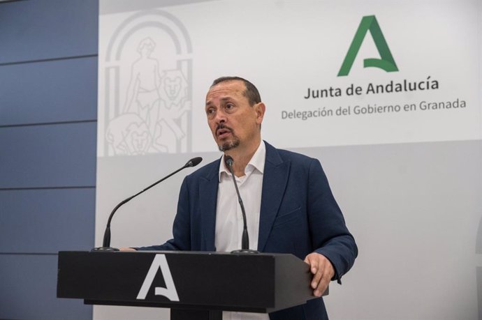 Archivo - El delegado de Turismo, Cultura y Deporte de la Junta en Granada, Fernando Egea, en imagen de archivo.