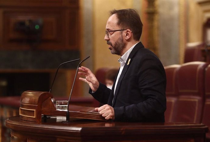 Archivo - El diputado en el Parlament, Josep Castells.