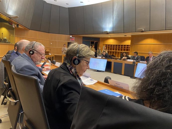 La conselleira Rosa Quintana participa en una reunión en Bruselas.