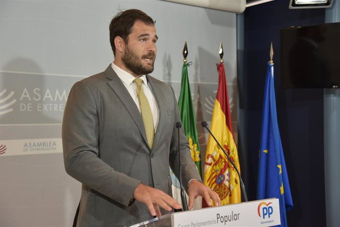 El portavoz de Empleo del Grupo Popular en la Asamblea, Javier Cienfuegos.