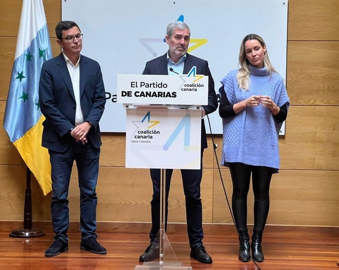 Rueda de prensa, del secretario general de CC, Fernando Clavijo, junto al secretario insular de de Gran Canaria, Pablo Rodríguez, y la diputada y candidata al Cabildo de Gran Canaria, María Fernández