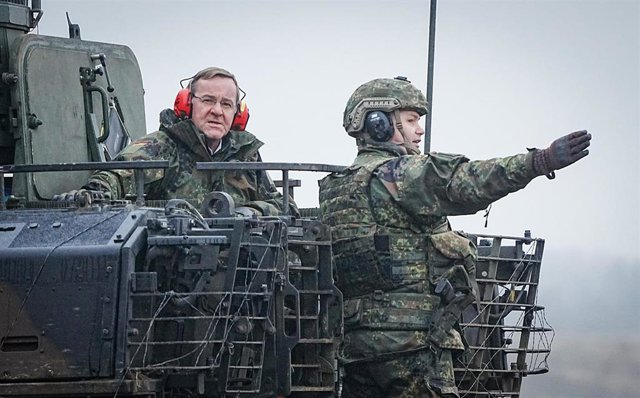 Visita a militares del ministro de Defensa de Alemania, Boris Pistorius