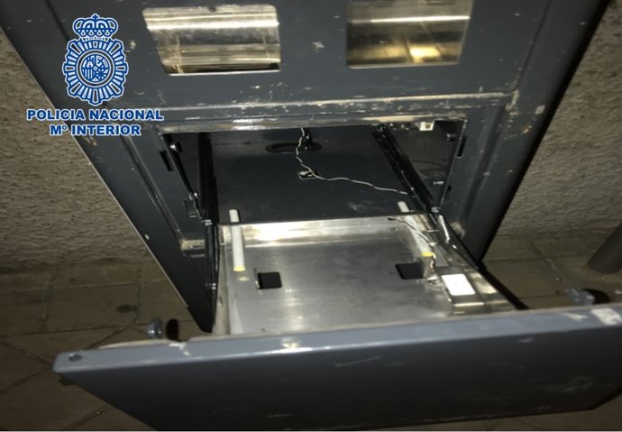 Parquímetro forzado en Granada