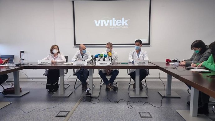 Especialistas del Chuac presentan la memoria de trasplantes de 2022