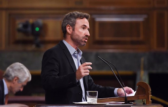 Archivo - El diputado de Ciudadanos Guillermo Díaz Gómez en una sesión plenaria en el Congreso de los Diputados.