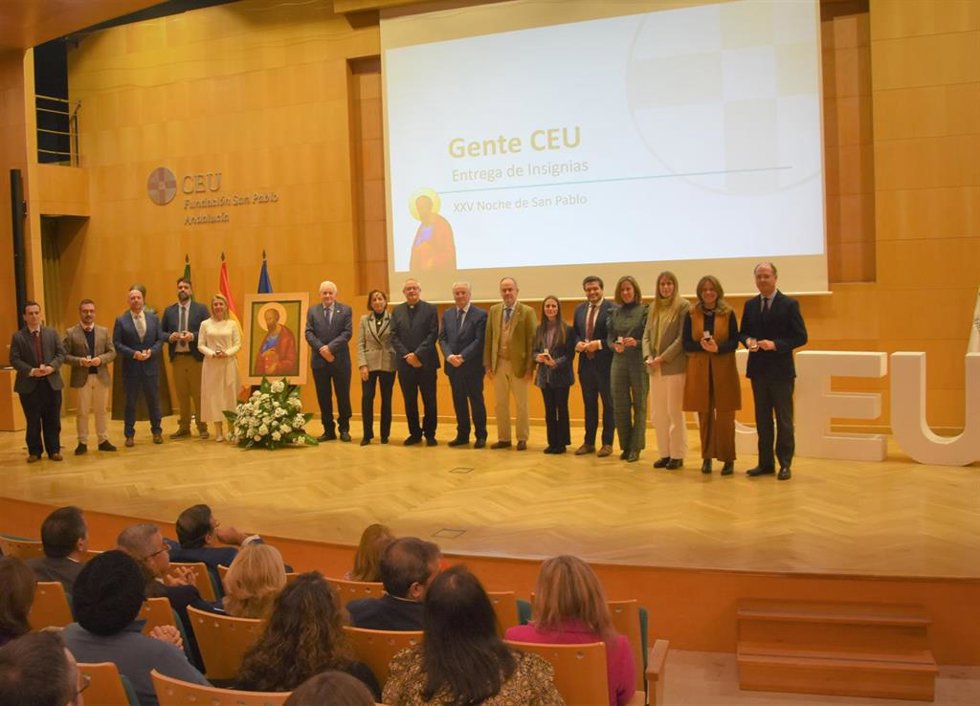 Acto de celebración de la XXVI Noche de San Pablo y entrega de los premios a la excelencia de su comunidad educativa.