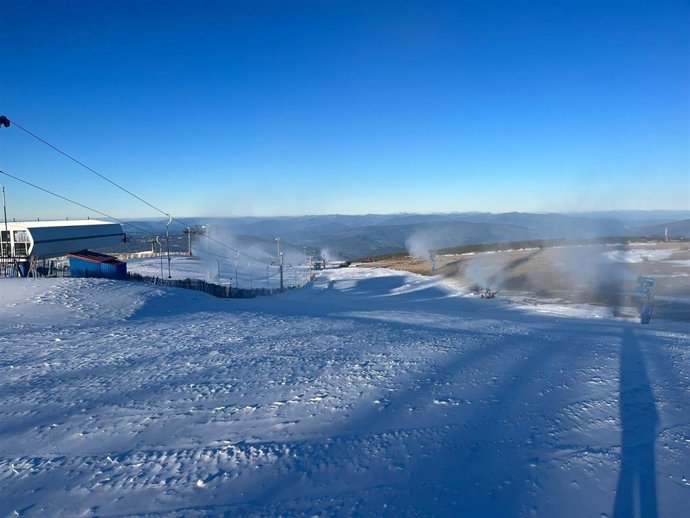 Estación de esquí de Manzaneda (Ourense)