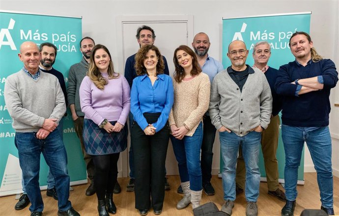 La presidenta de Más País Andalucía, Esperanza Gómez, se reúne con la permanente del partido en Sevilla.